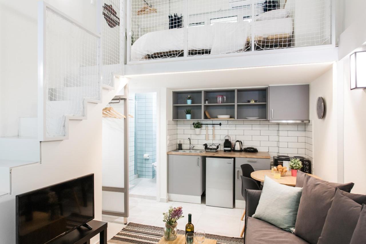 Be Based In This Groovy Loft In The City Center!! Atenas Exterior foto